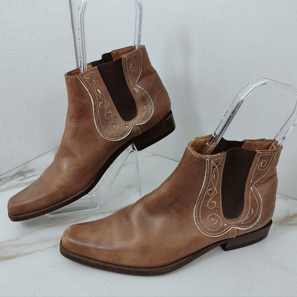 Privilege Women's Cognac Leather Pull On Western Chelsea Ankle Boots, Sz 8